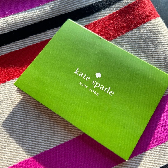 Kate Spade striped clutch bag. - Picture 3 of 5
